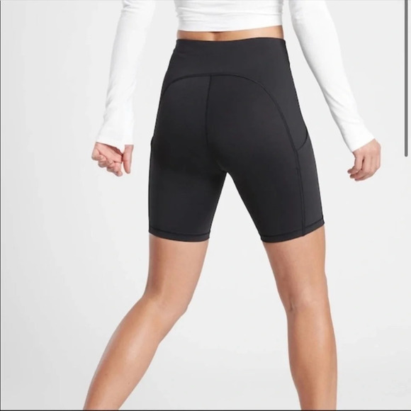 Athleta Black High Rise Ultimate Stash Pocket 7" Short Size XS - Picture 8 of 12